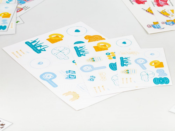 Наклейки из ПВХ Sticker Pack на заказ